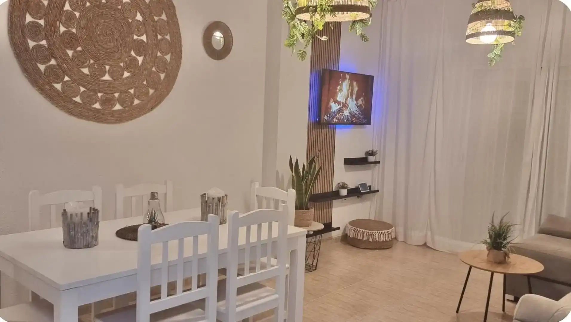 Comedor de Piso en venta en Roquetas de Mar con Aire acondicionado, Amueblado y Balcón