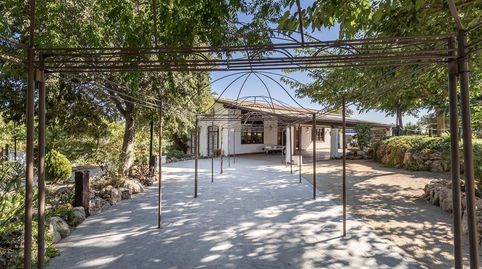 NEGOCIO CONSOLIDADO DE EVENTOS Y ALOJAMIENTO TURÍSTICO EN UNA ESPECTACULAR FINCA ANDALUZA CERCA DE GRANADA
