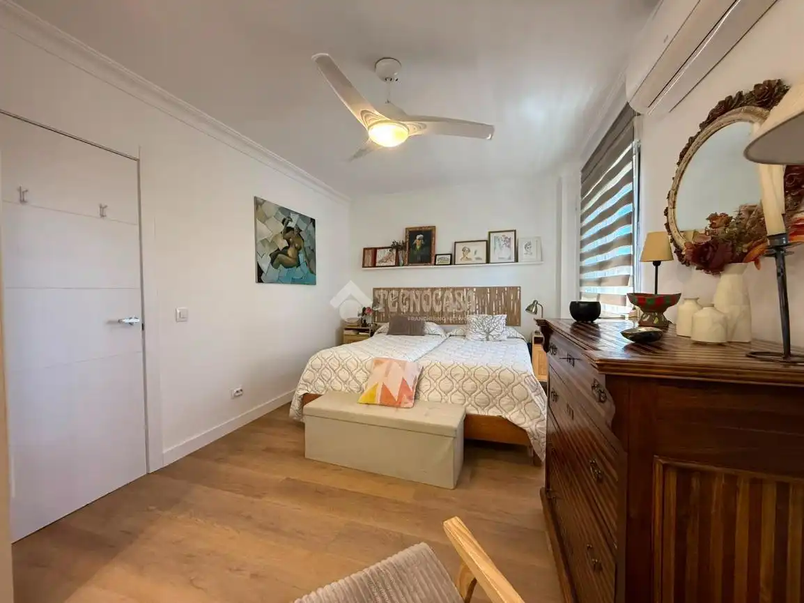 Habitación de Piso en venta en Huelva con Aire acondicionado