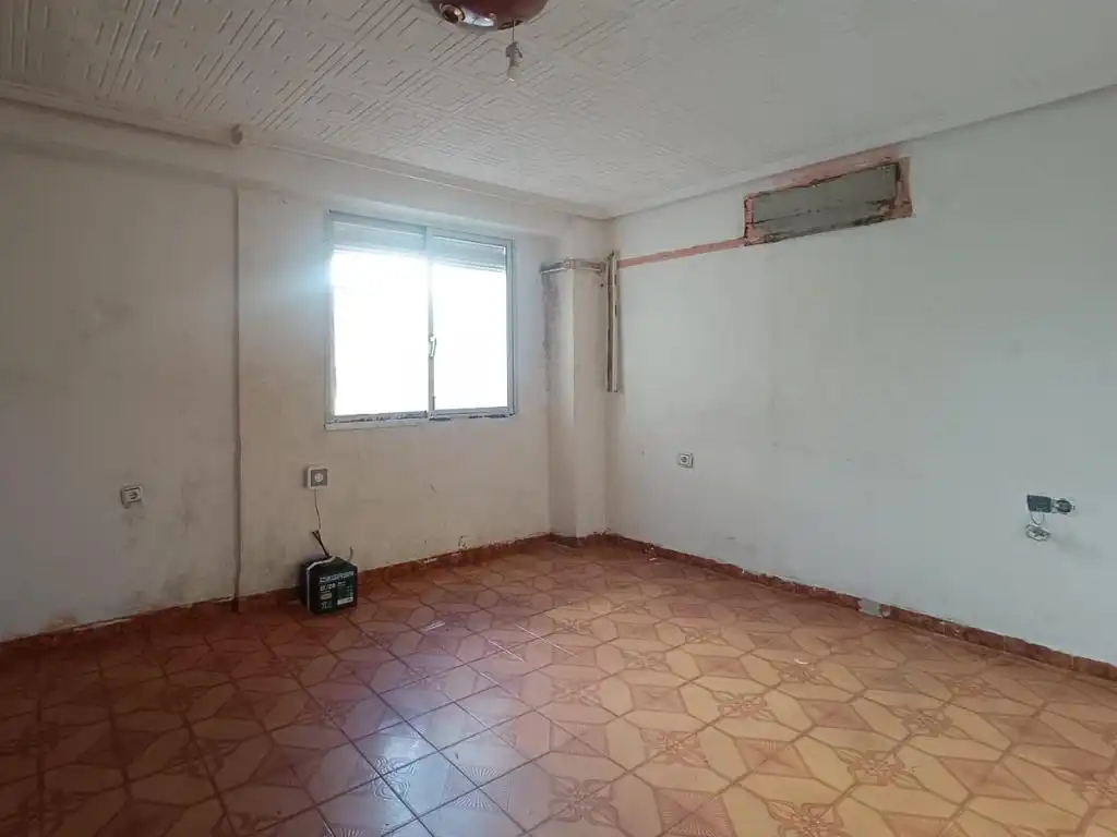Piso en venta en Carrer d'Alcanyís 57
