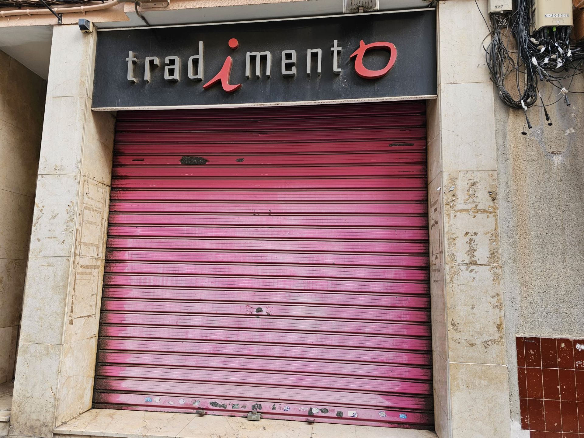 Premises for rent in Carrer de la Vall del Palau