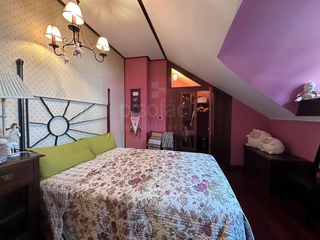 Habitación de Dúplex en venta en Lugo