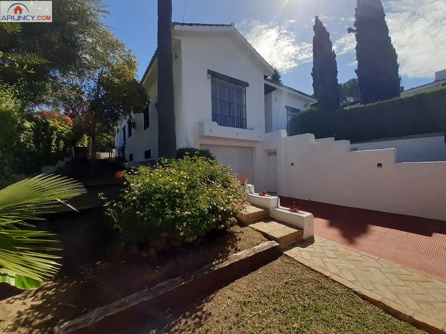 Vista exterior de Piso de alquiler en Montequinto con Aire acondicionado, Jardín privado y Terraza