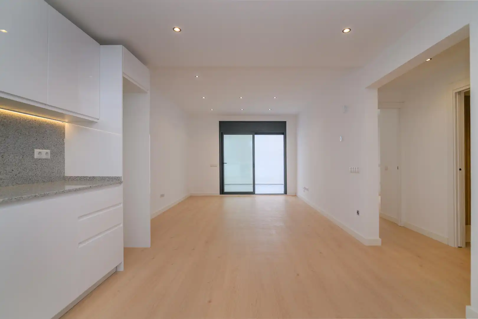 Flat with lift for sale in Carrer Victòria 95, imagen 26