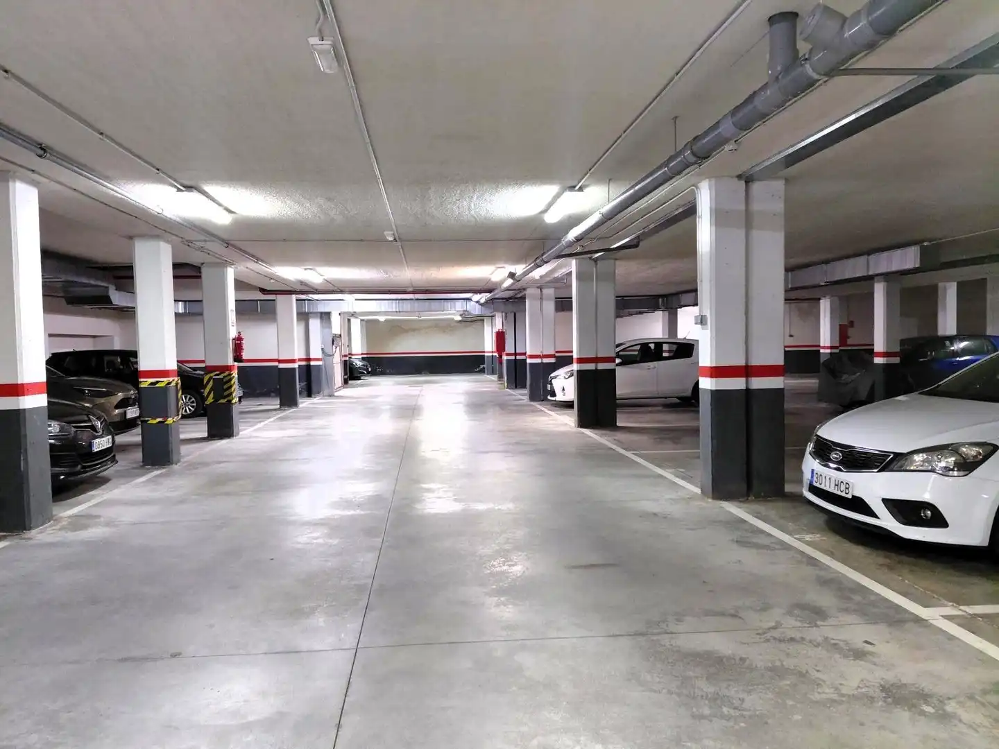Parking de Planta baja en venta en El Astillero   con Calefacción, Trastero y Amueblado