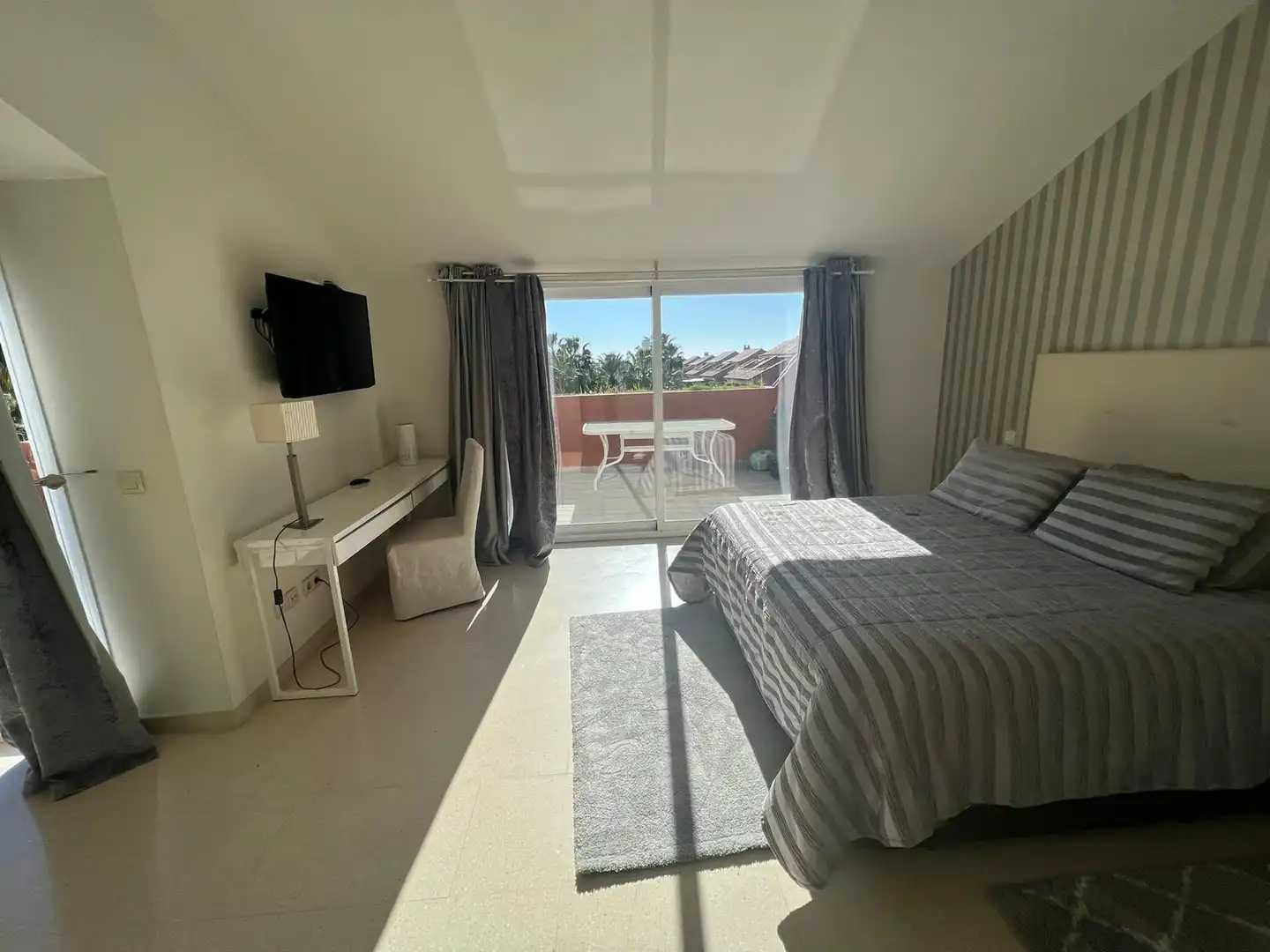 Bedroom of Attic for rent in Marbella  with Air Conditioner, Terrace and Swimming Pool