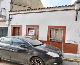 Exterior view of House or chalet for sale in Valverde del Camino  with Private garden