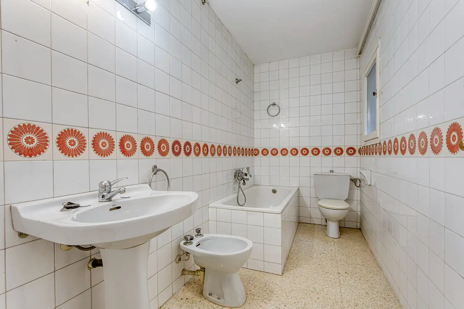Baño de Piso en venta en Igualada con Calefacción, Terraza y Horno