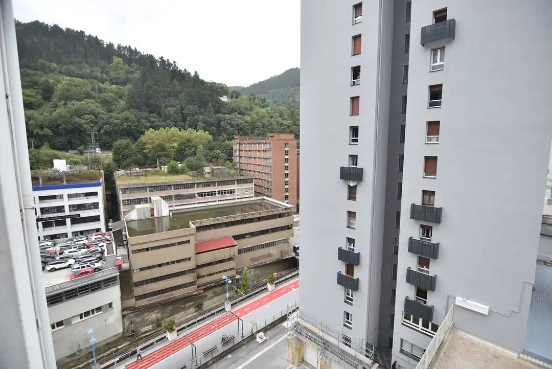 Exterior view of Flat for sale in Eibar  with Heating, Furnished and Balcony