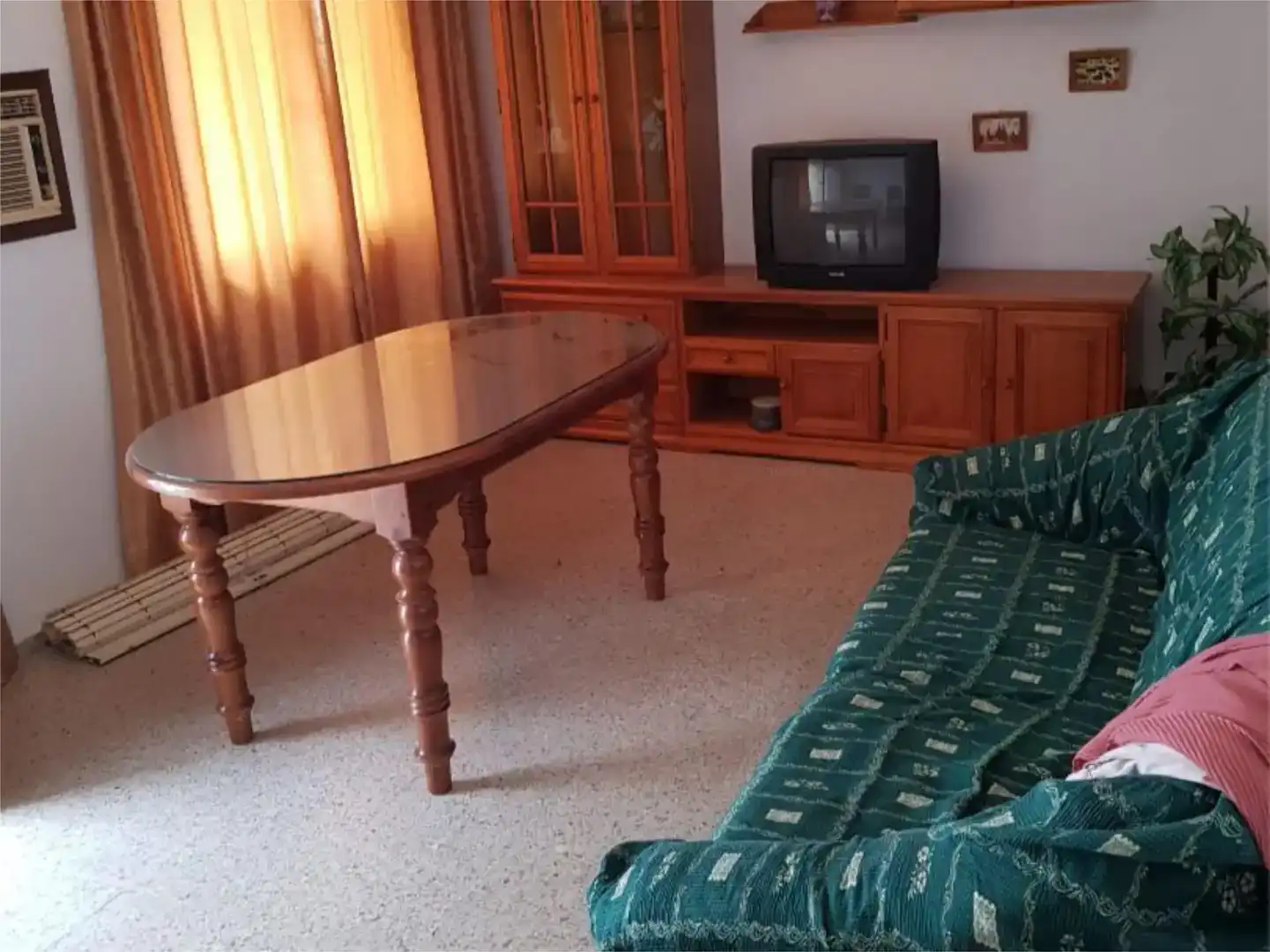 Sala de estar de Piso en venta en Iznájar con Aire acondicionado, Amueblado y Balcón