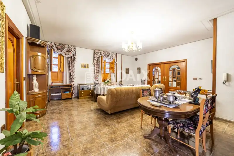 Wohnzimmer von Haus oder Chalet zum Verkauf in Úbeda mit Terrasse, Abstellraum und Balkon