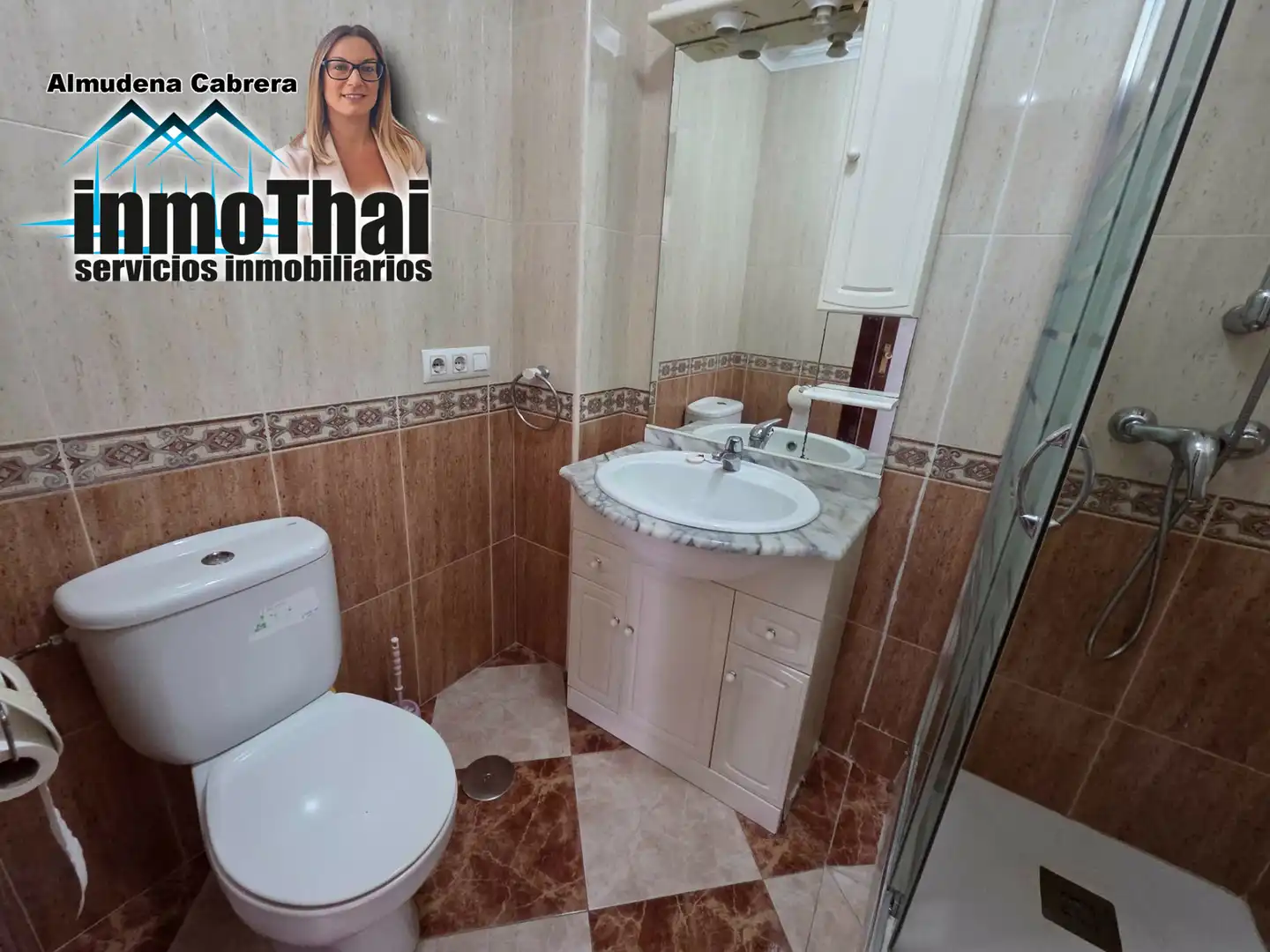 Piso con ascensor en venta en Calle Arcángel San Miguel, imagen 17