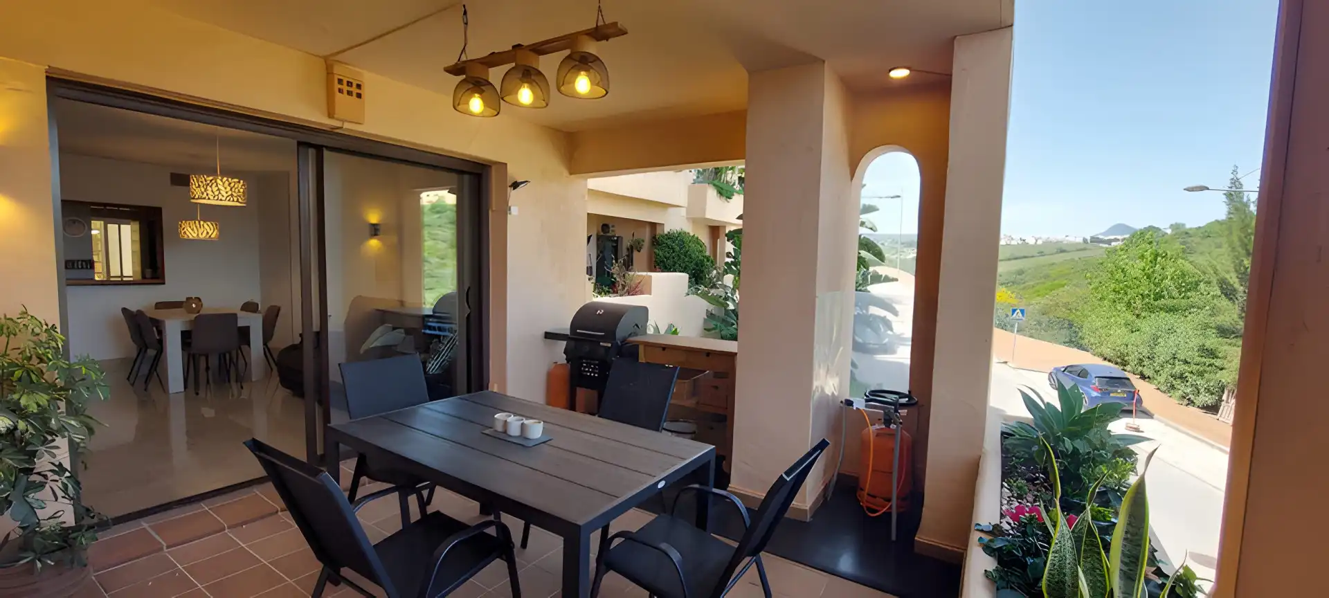 Terrasse von Erdgeschoss zum Verkauf in Manilva mit Klimaanlage, Heizung und Terrasse