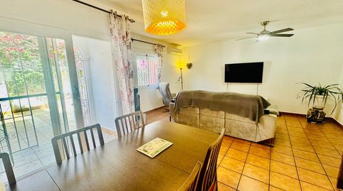 Foto 3 de Casa adosada en venta en Calle Nardos, 13, Los Pacos, Fuengirola