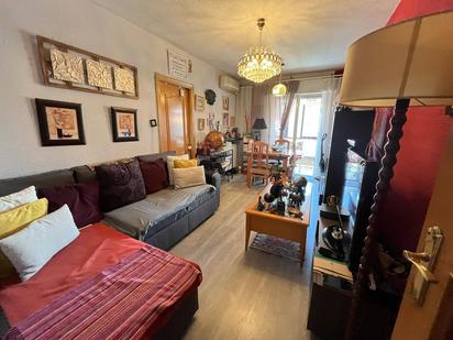 Sala d'estar de Pis en venda en  Madrid Capital amb Aire condicionat, Calefacció i Terrassa