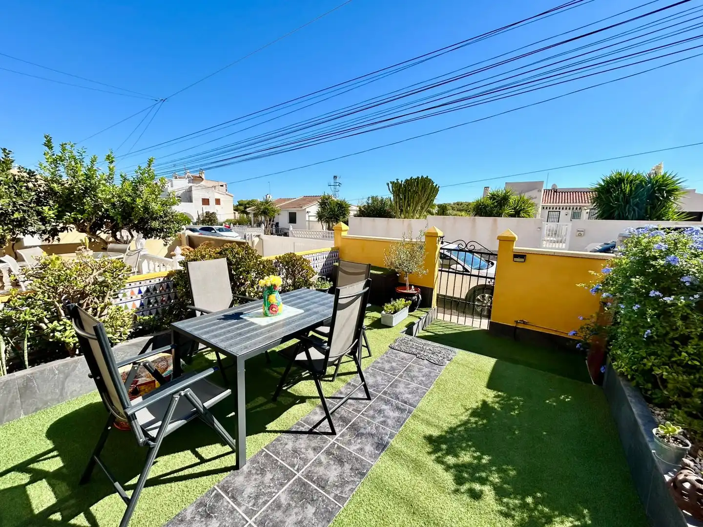 Casa a schiera con terrazza in vendita a Zona Carrefour - Urbanizaciones, imagen 5