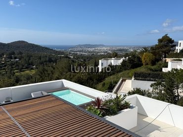 Xalet amb piscina en venda a Can Furnet