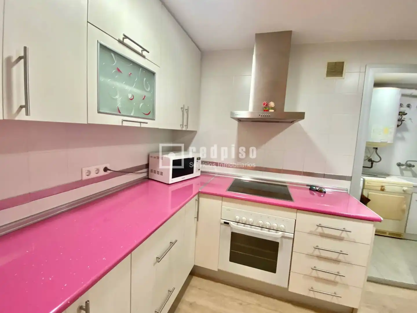 Cocina de Piso en venta en Málaga con Aire acondicionado, Calefacción y Jardín privado