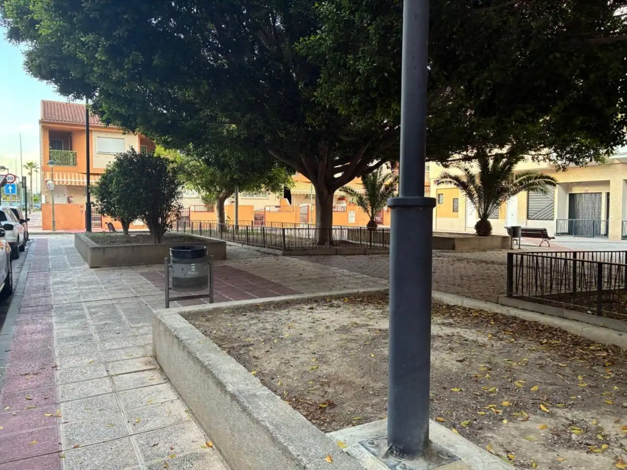 Vista exterior de Local en venta en Murcia con Aire acondicionado