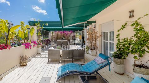 Exclusivo Apartamento Reformado en Lorcrimar, Nueva Andalucía  A Solo 700m de la Playa y Puerto Banús!Descubre este luminoso y mod