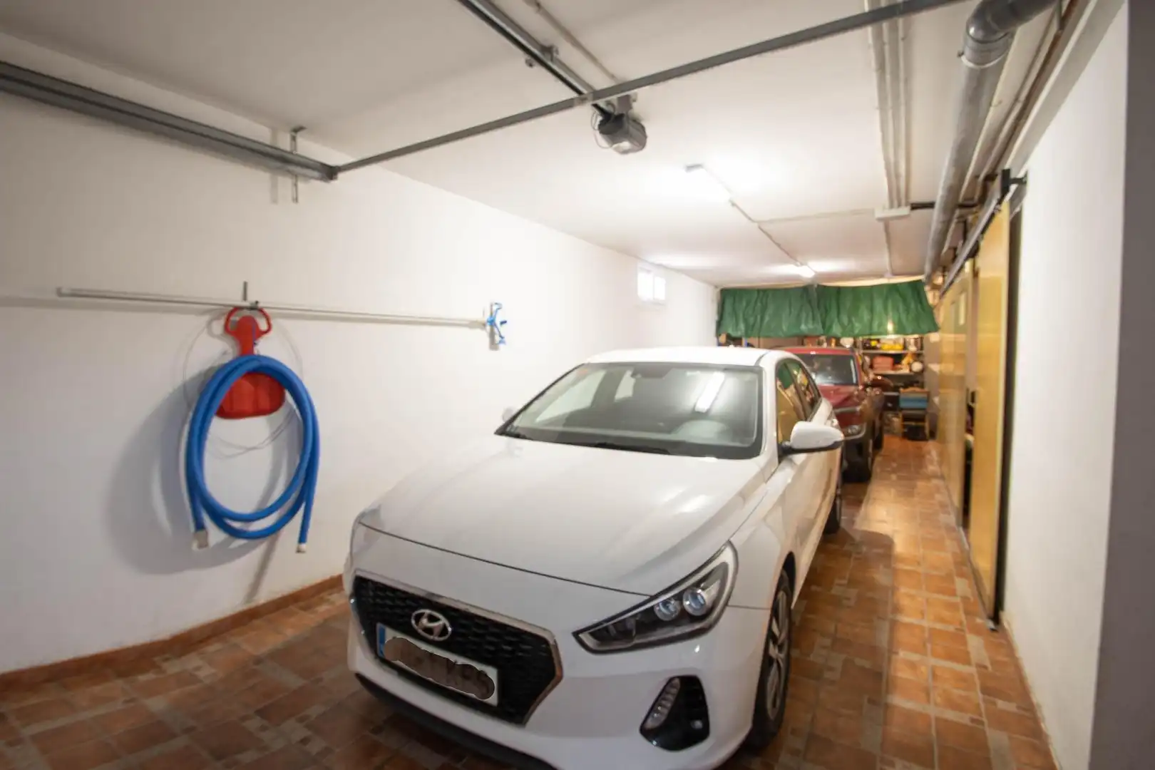Aparcament de Casa o xalet en venda en Nívar amb Aire condicionat, Calefacció i Jardí privat