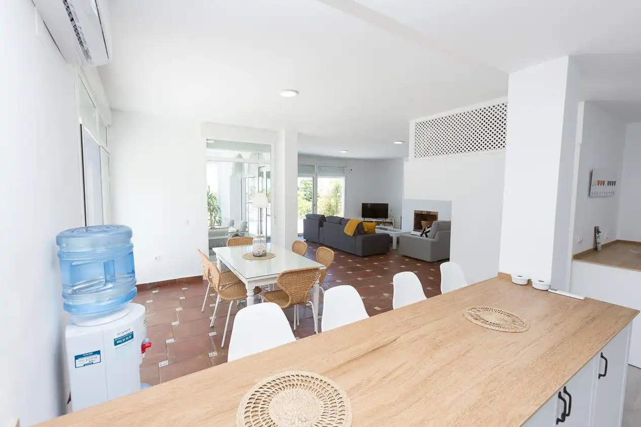 Sala de estar de Casa o chalet de alquiler en Sanlúcar de Barrameda con Aire acondicionado, Jardín privado y Terraza