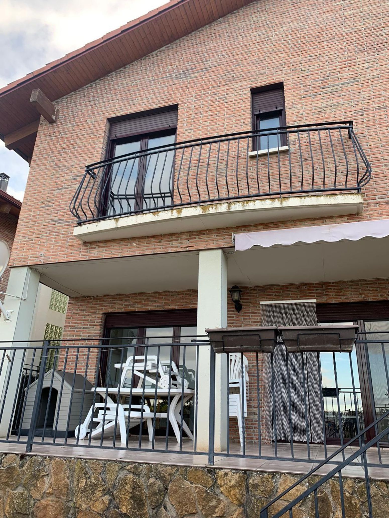 Terrassa de Casa adosada en venda en Clavijo amb Calefacció, Parquet i Terrassa