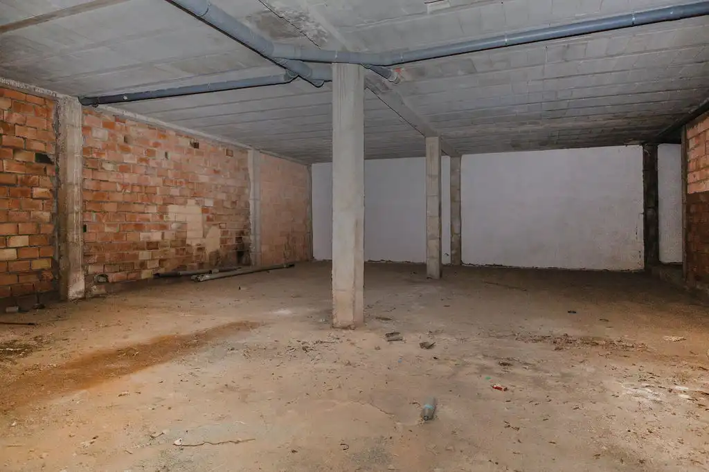 Local comercial en venda a LUZ (LA), imagen 2