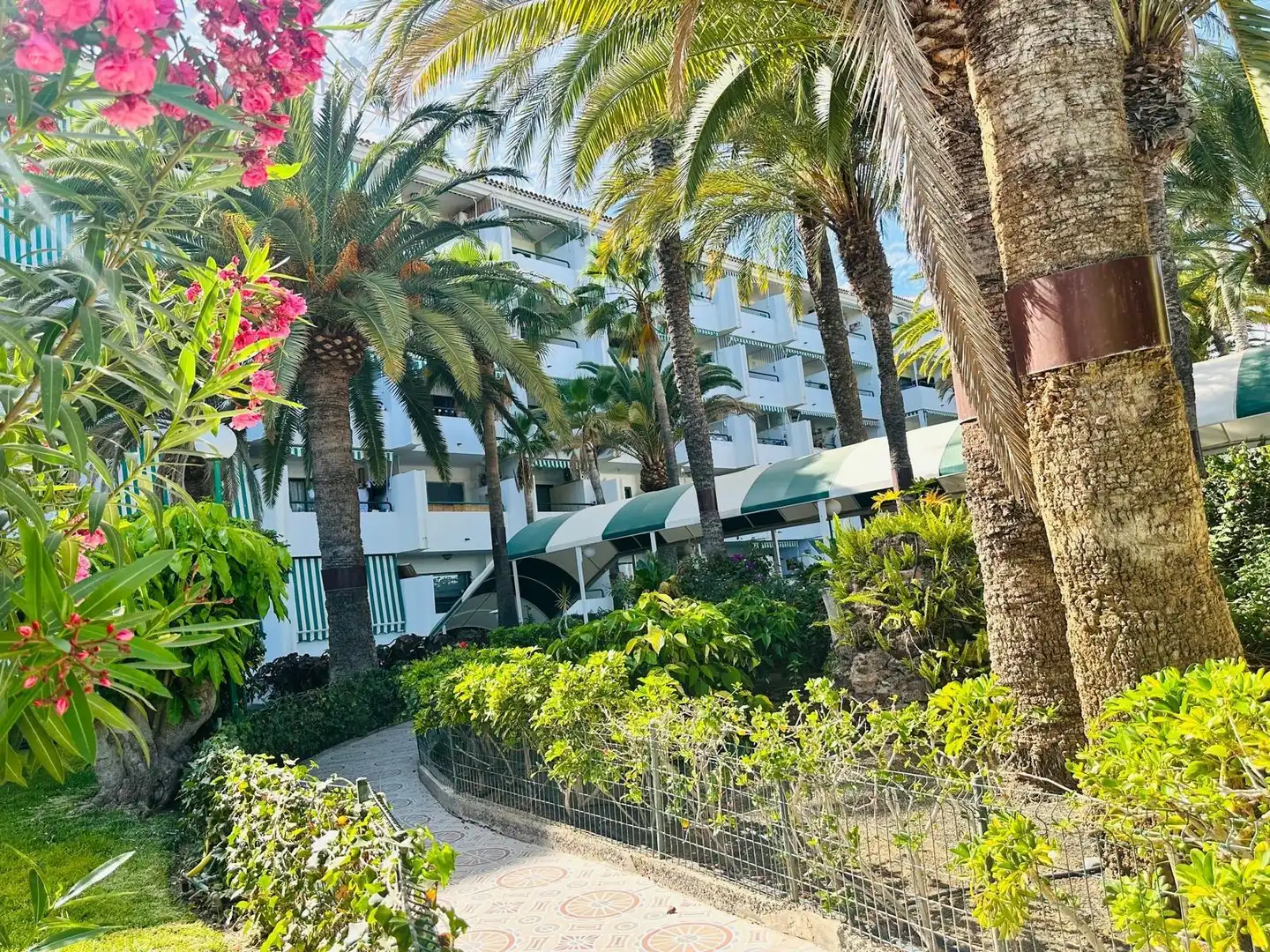Wohnungen zur Miete in San Bartolomé de Tirajana mit Klimaanlage, Privatgarten und Möbliert