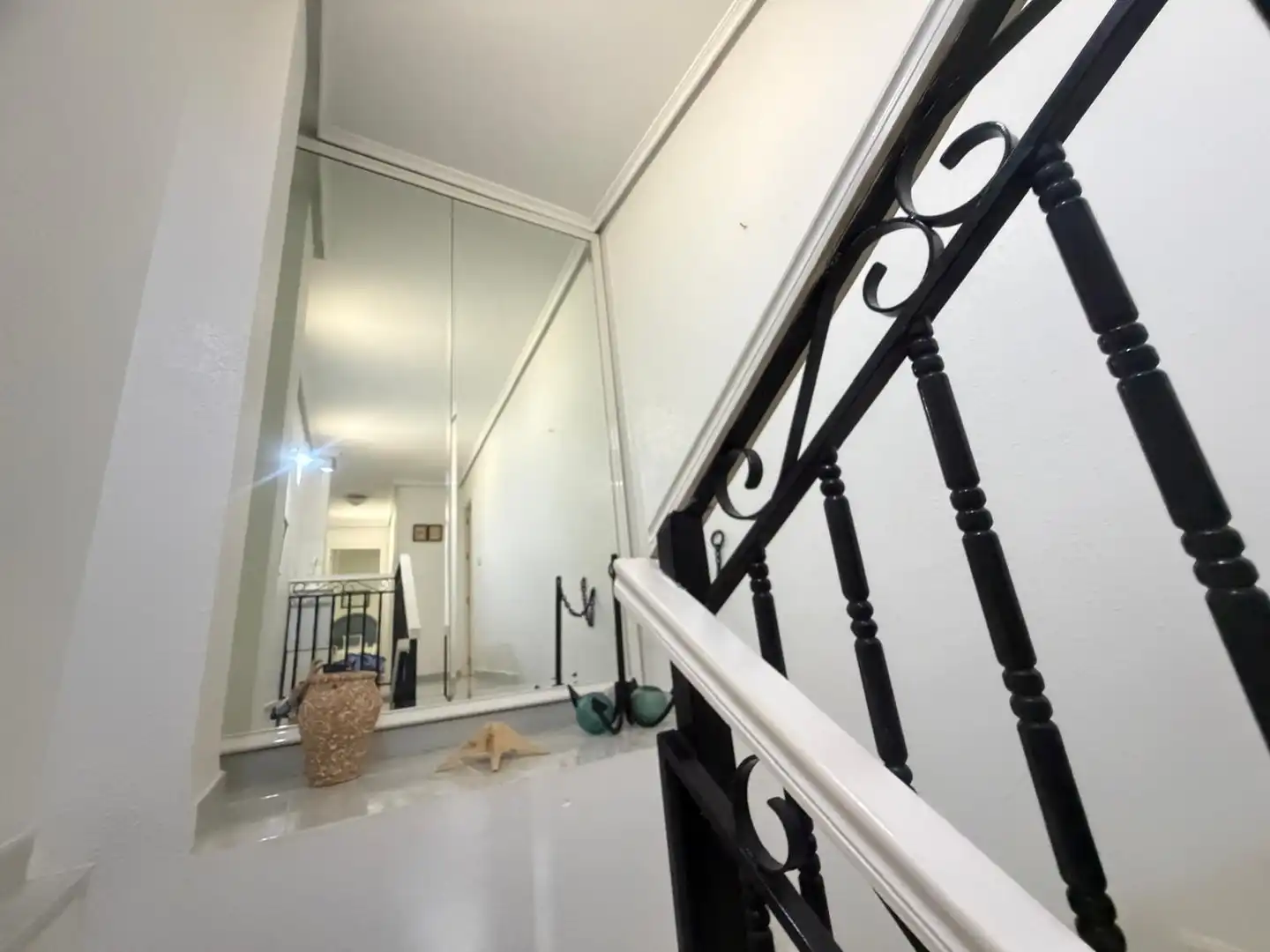 Wohnung zum Verkauf in Águilas mit Terrasse, Abstellraum und Möbliert