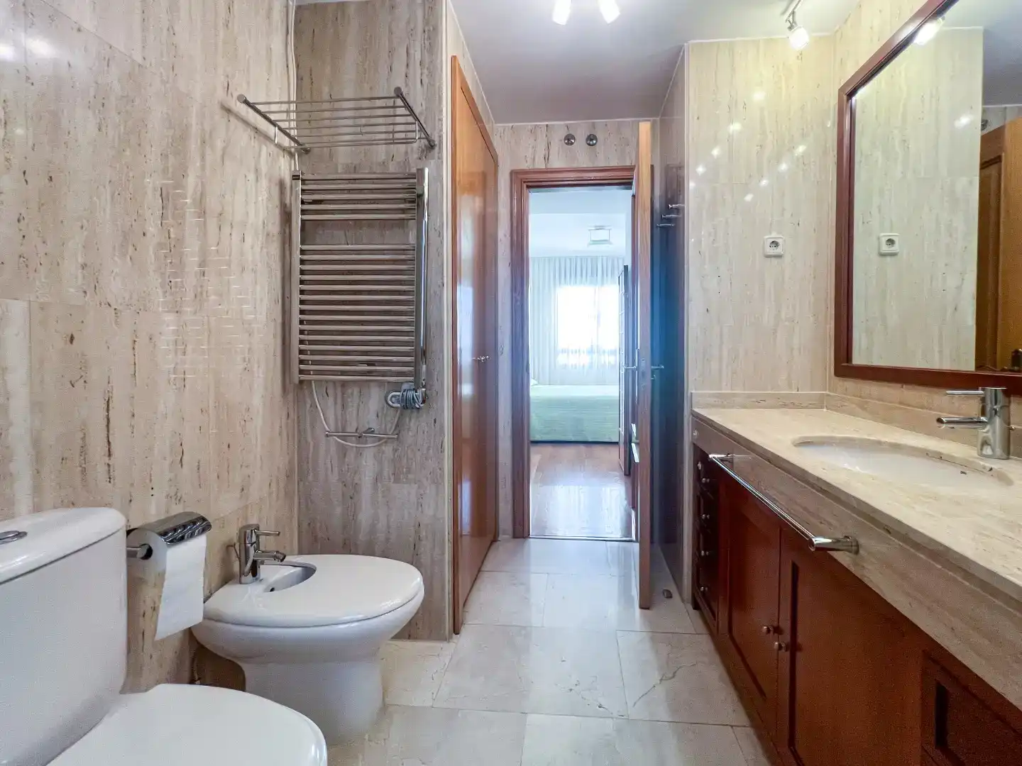 Badezimmer von Wohnung zum Verkauf in  Madrid Capital mit Klimaanlage und Schwimmbad