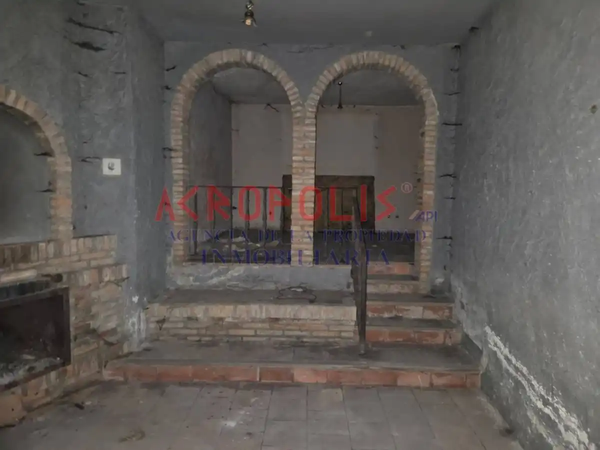 Business premises for sale in Benavente, imagen 2
