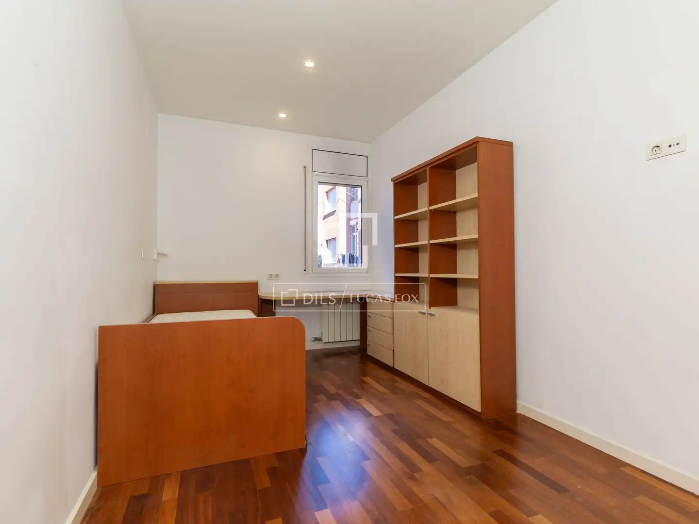 Habitación de Piso en venta en Sant Just Desvern con Aire acondicionado y Balcón
