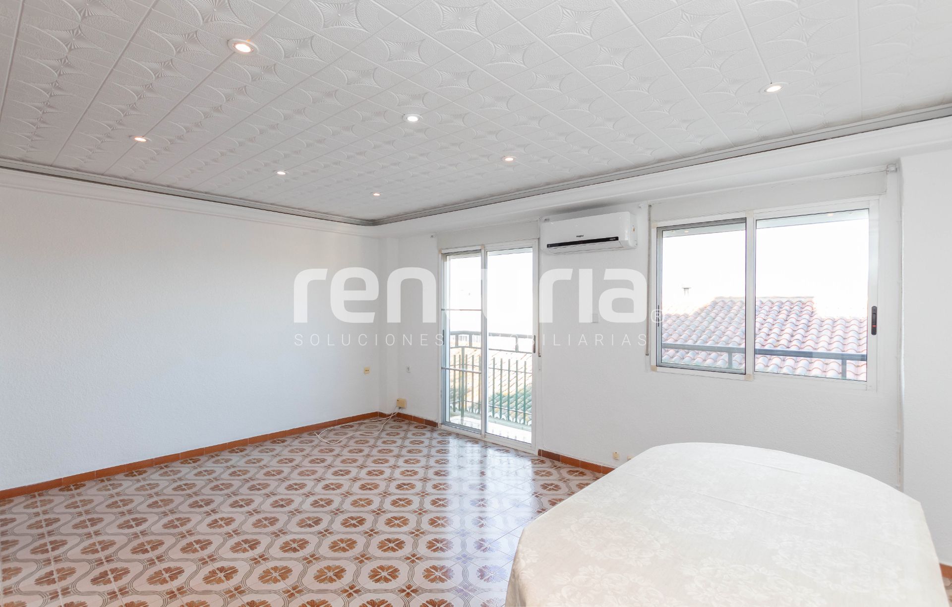 Dormitori de Pis en venda en El Puig de Santa Maria amb Aire condicionat, Traster i Balcó