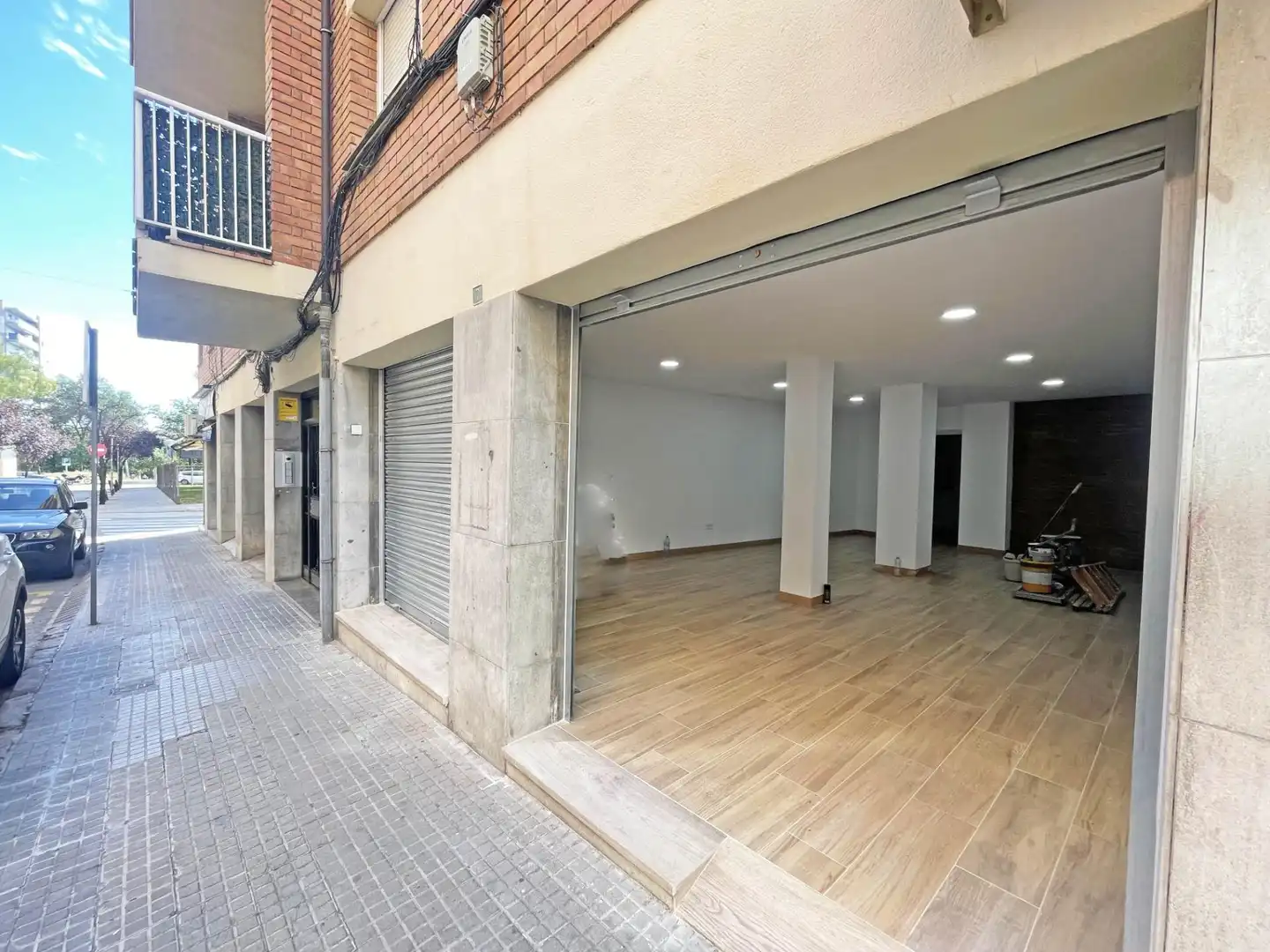 Local comercial en venda a Calle de Francesc Salvans, imagen 2