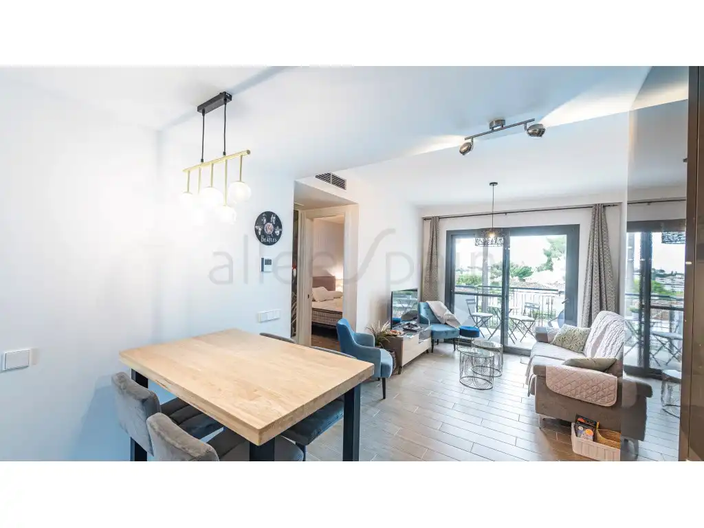 Menjador de Apartament de lloguer en Benalmádena