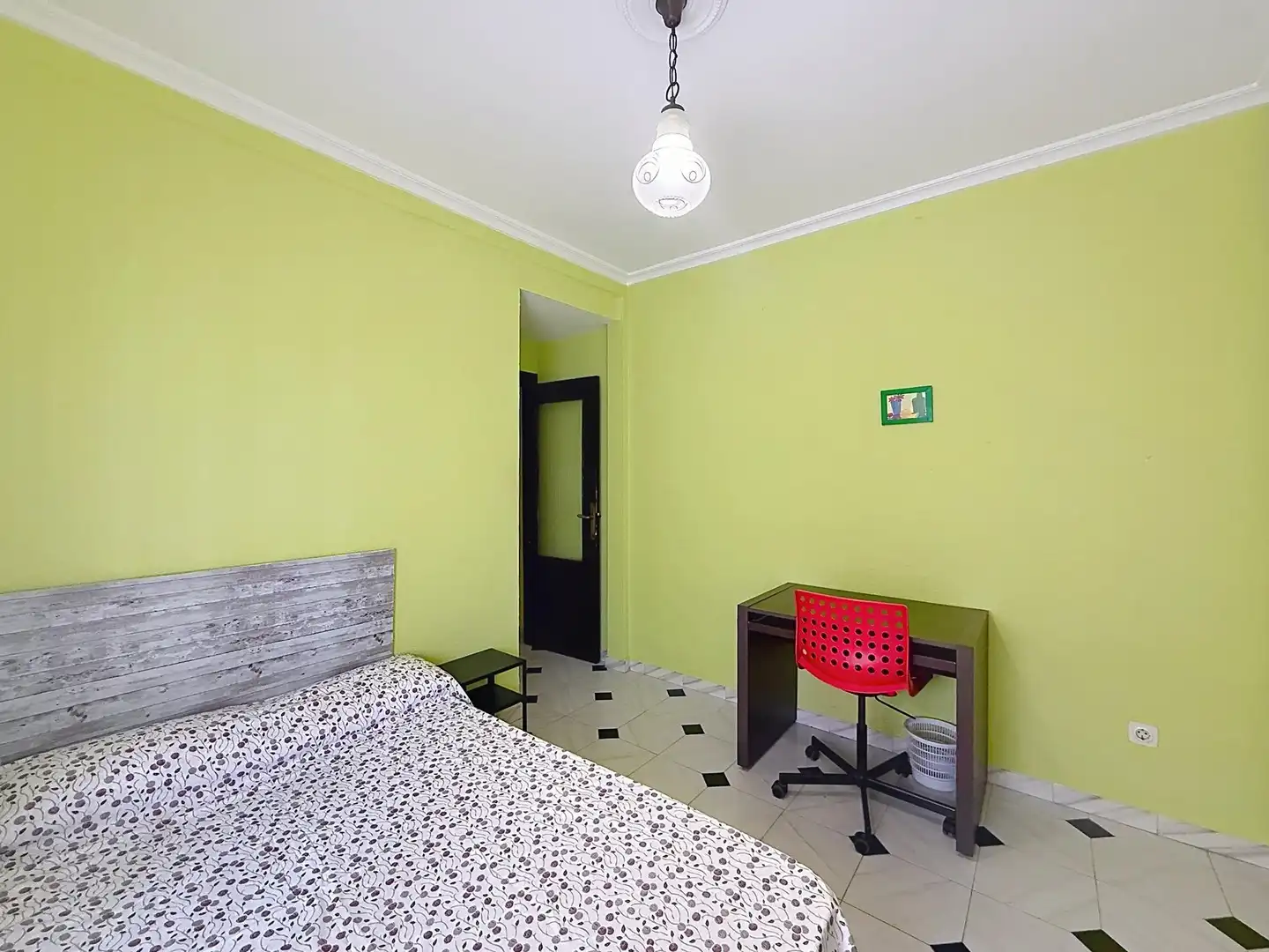 Bedroom of Flat for sale in Sevilla  with Air Conditioner, Terrace and Furnished