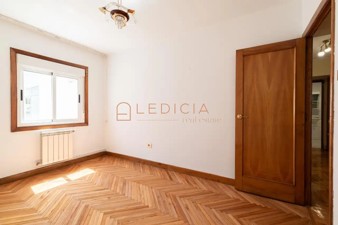 Piso en venta en García Barbón, 114, Centro - Areal