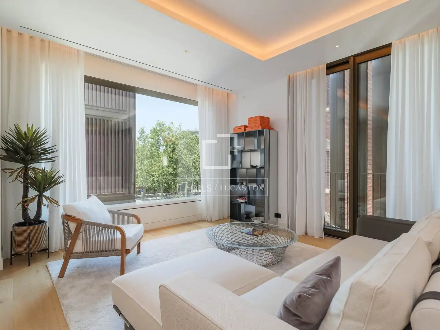 Wohnzimmer von Wohnung zum Verkauf in Barcelona mit Klimaanlage, Heizung und Parkett