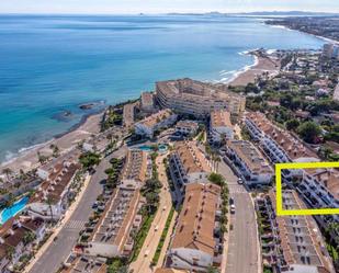 Vista exterior de Casa adosada en venda en Orihuela amb Terrassa, Traster i Balcó