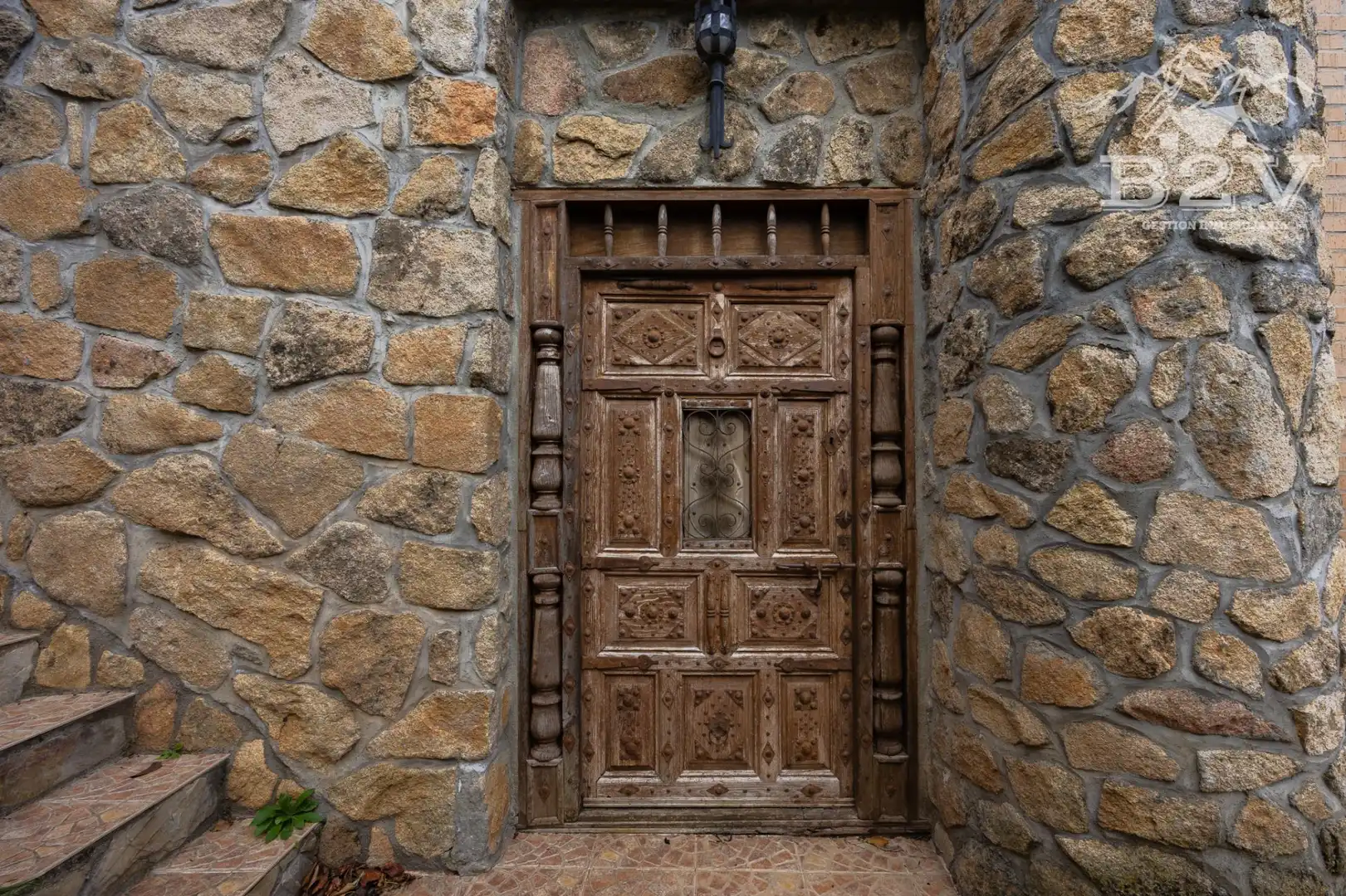 Vista exterior de Casa o xalet en venda en Venturada amb Aire condicionat, Calefacció i Jardí privat