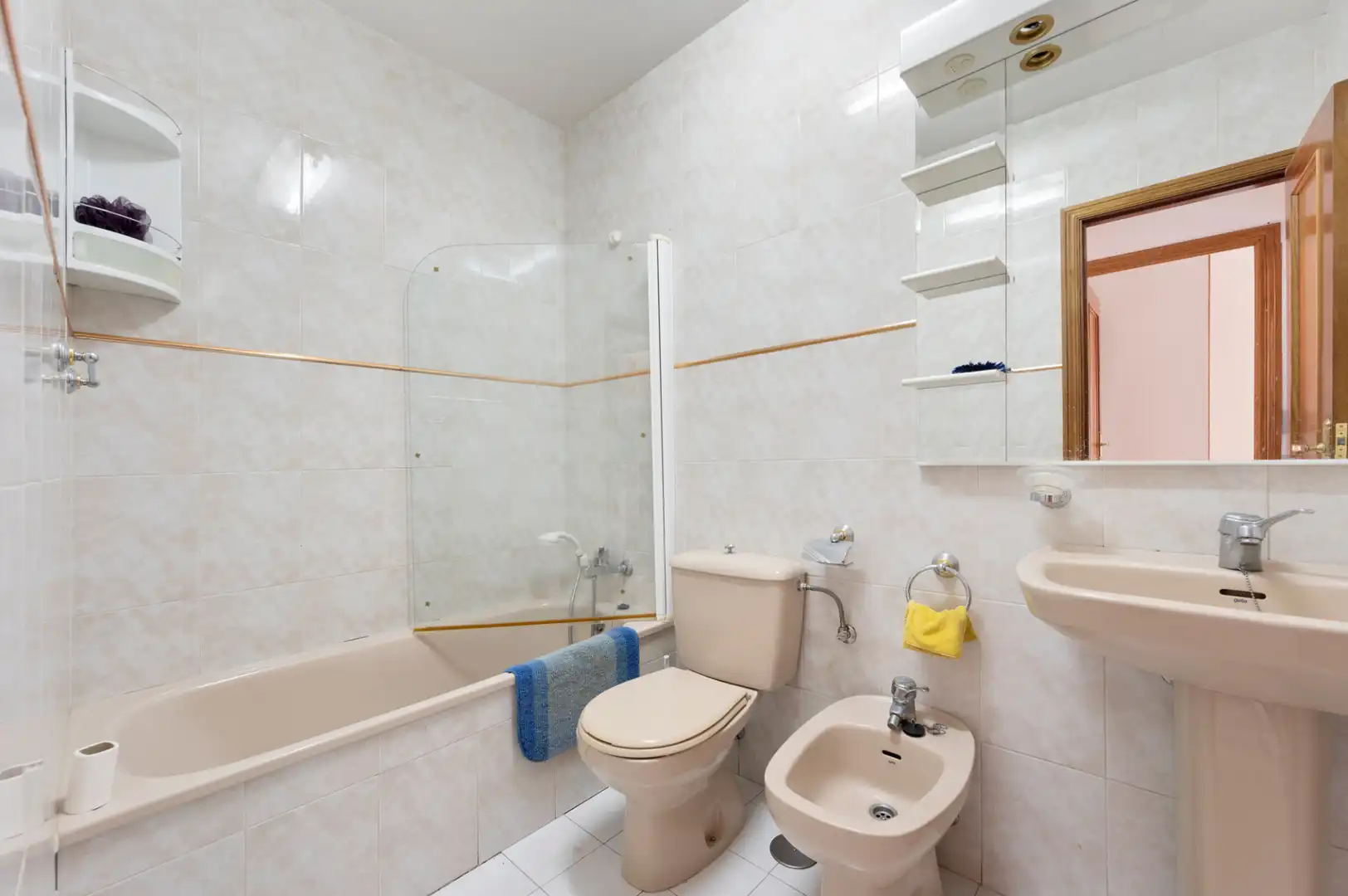 Baño de Casa o chalet en venta en Colmenar Viejo con Calefacción, Parquet y Trastero