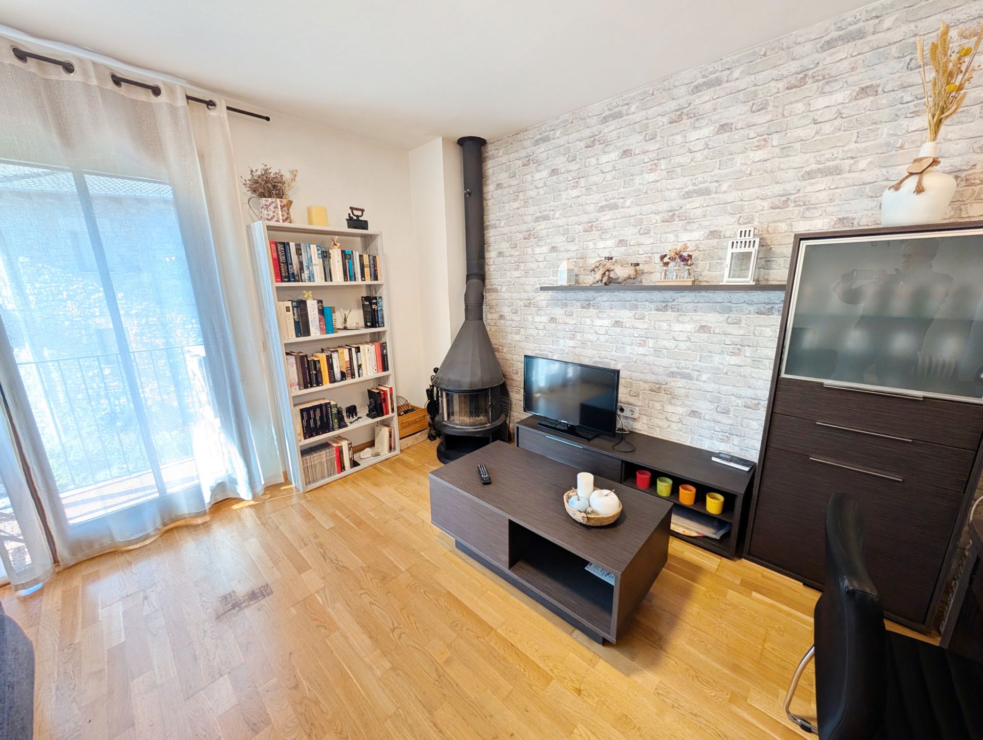 Living room of Apartment for sale in Vilallonga de Ter  with Furnished and Balcony