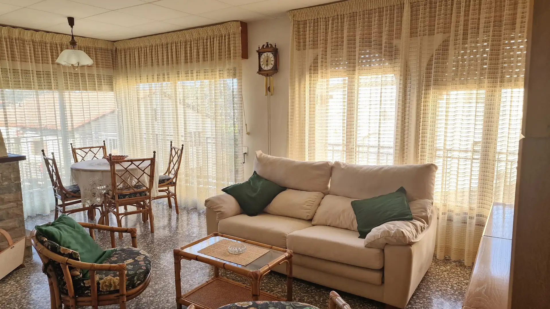 Living room of Houses for sale in La Pobla de Cérvoles  with Heating, Private garden and Terrace
