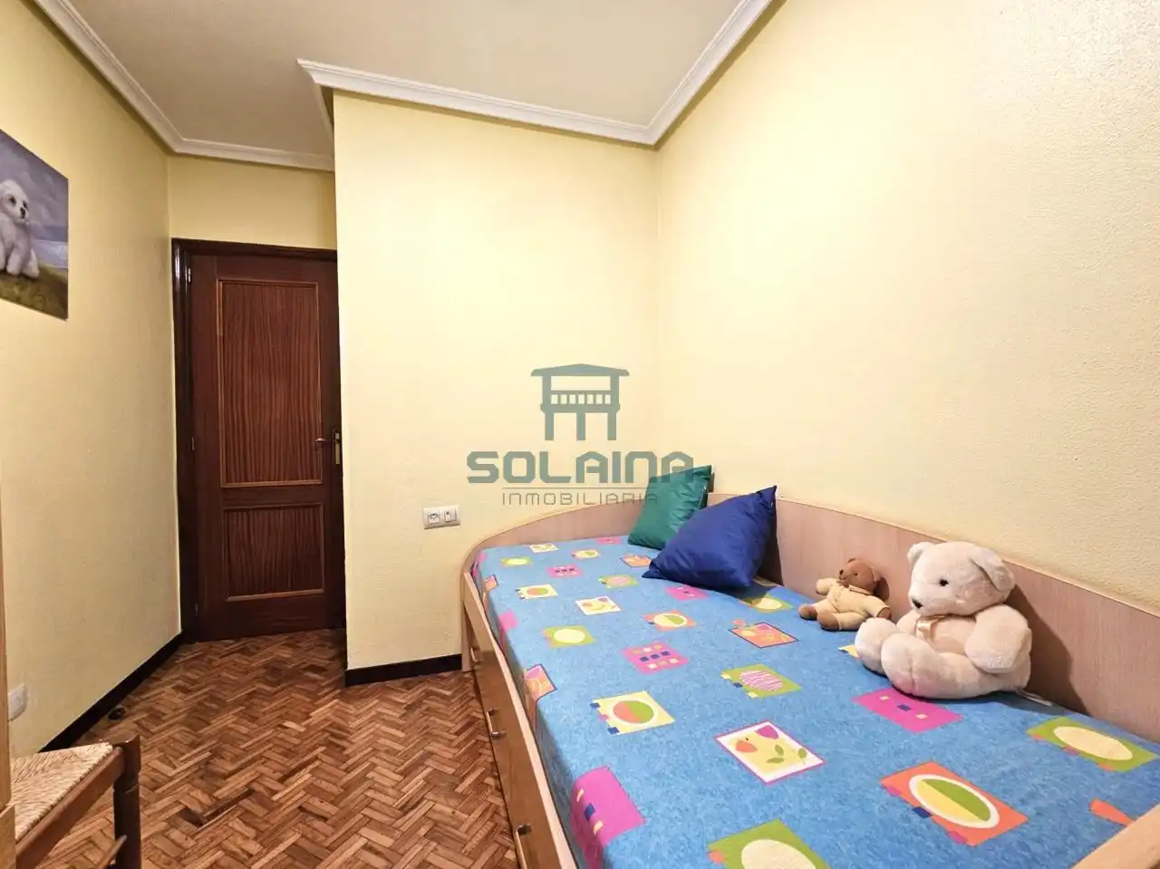 Habitación de Piso en venta en Ourense Capital  con Calefacción, Trastero y Amueblado