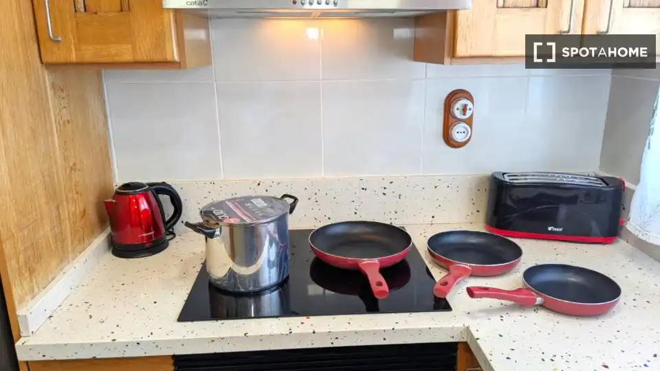 Cuina de Apartament per a compartir en Sueca amb Aire condicionat, Calefacció i Terrassa