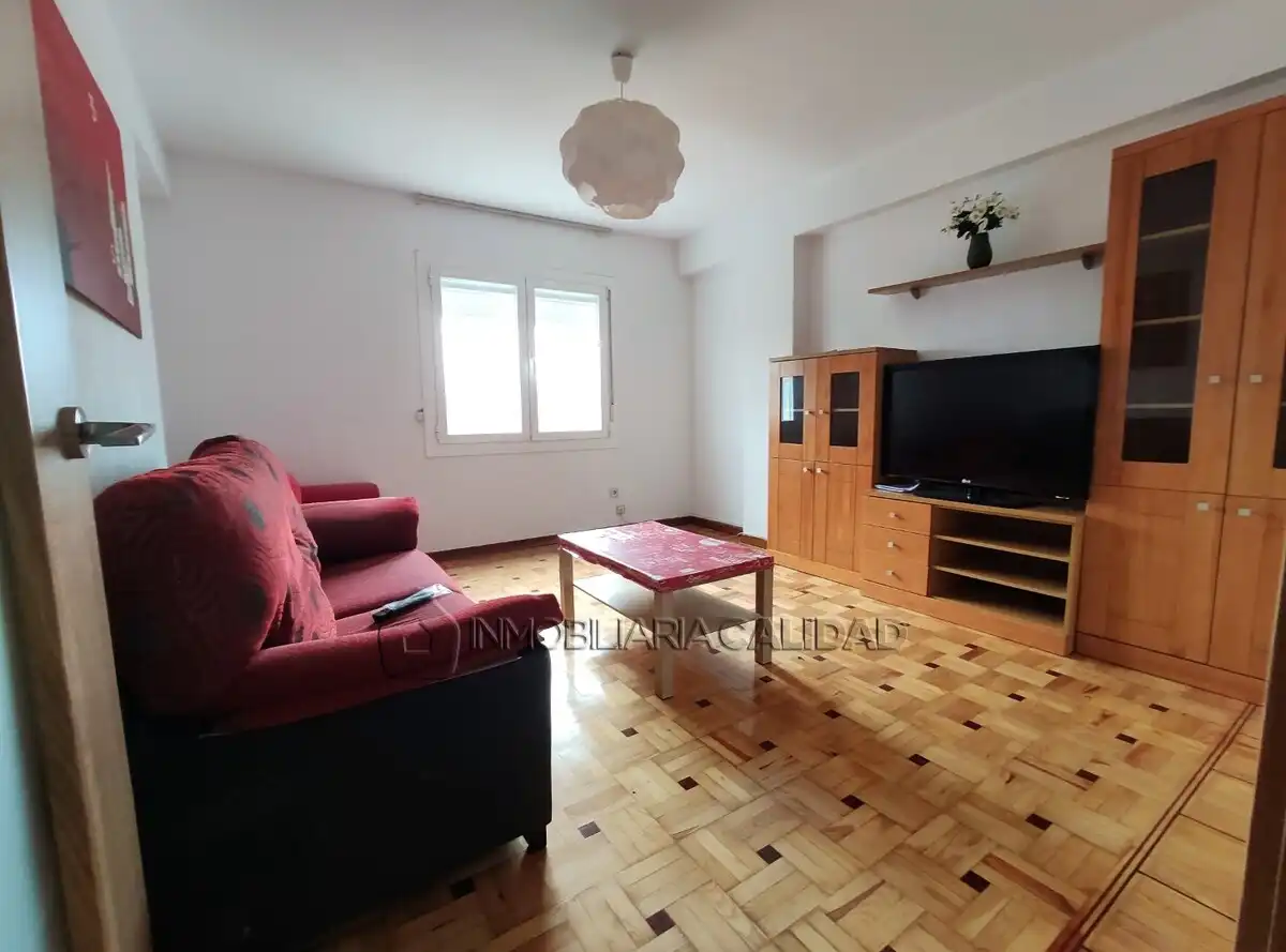 Living room of Flat for rent in Burgos  with Heating, Terrace and Storage room