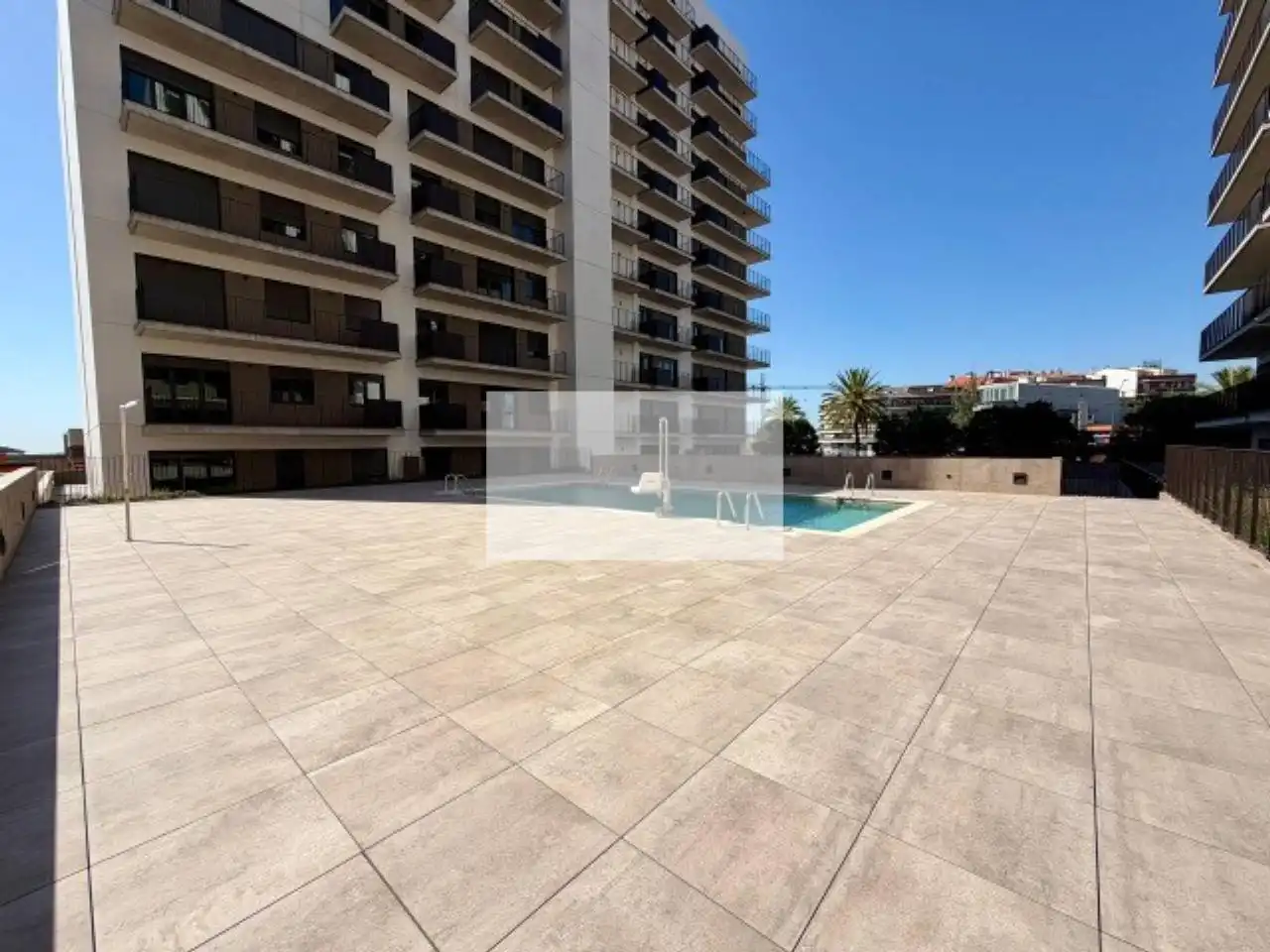 Piscina de Pis de lloguer en Terrassa amb Aire condicionat, Calefacció i Parquet