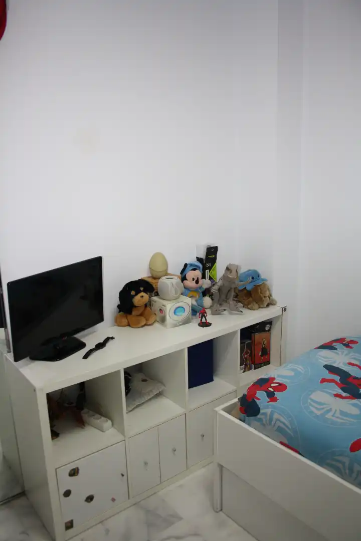 Schlafzimmer von Einfamilien-Reihenhaus zum Verkauf in Montequinto mit Klimaanlage, Heizung und Terrasse