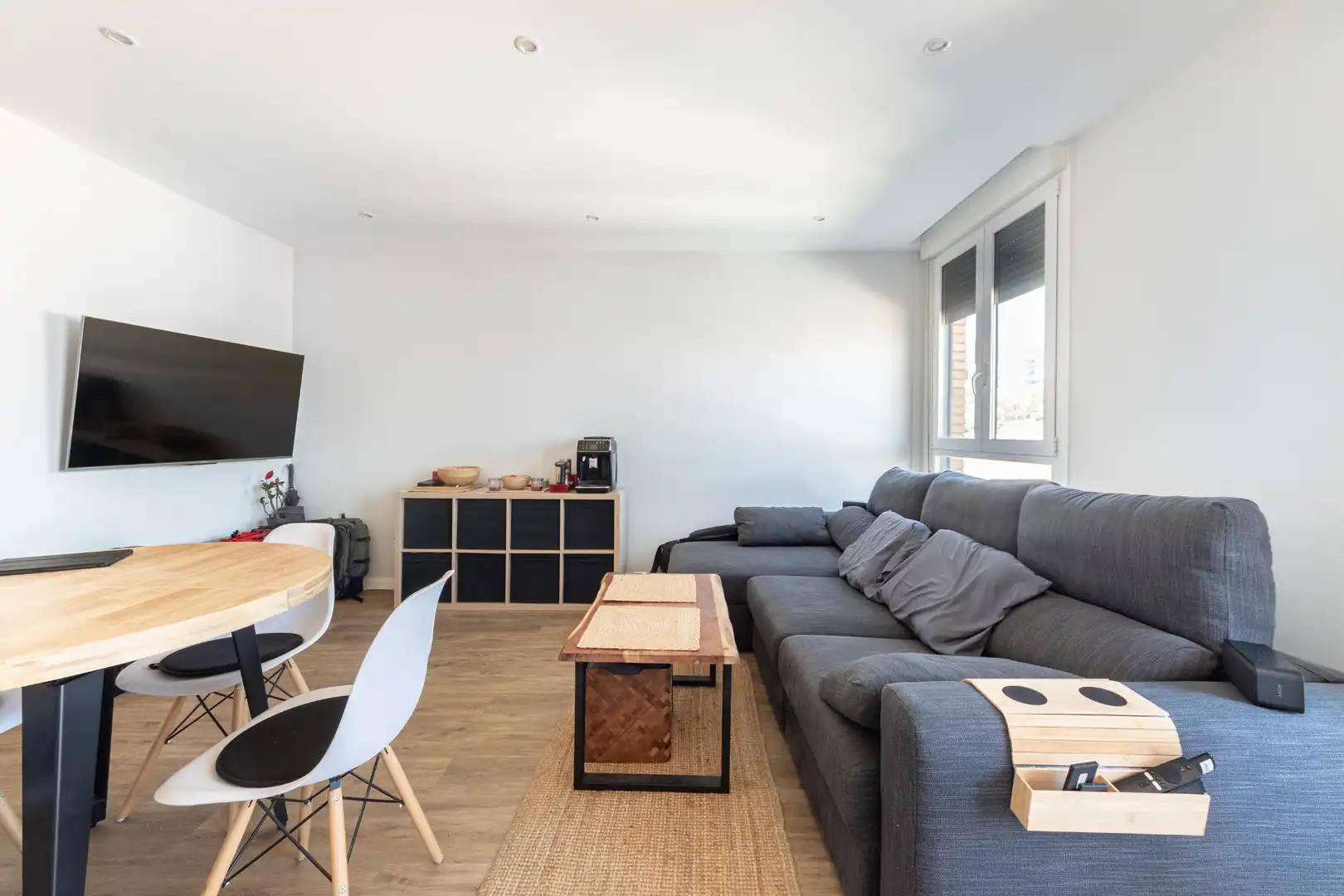 Sala de estar de Piso en venta en Bilbao  con Calefacción, Trastero y Amueblado